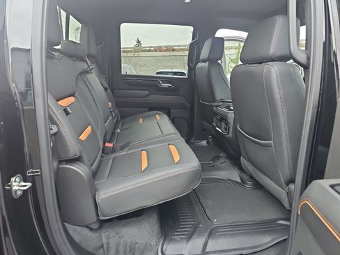 Used 2024 GMC Sierra 3500 AT4 w/ AT4 Premium Plus Package image 17