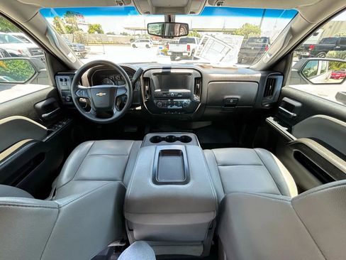 Used 2019 Chevrolet Silverado 2500 W/T AWD/4WD image 11