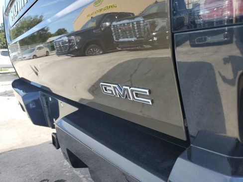 New 2026 GMC Hummer EV 4x4 Crew Cab image 7