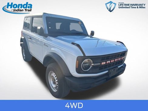 Used 2022 Ford Bronco 2-Door image 3