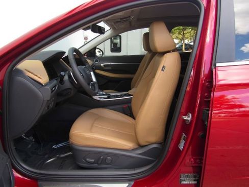 Used 2023 Hyundai Sonata Limited image 17