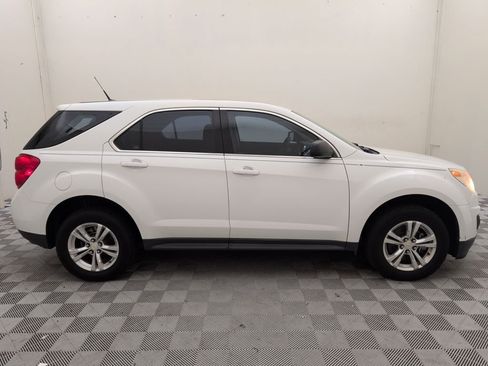 Used 2012 Chevrolet Equinox LS image 2