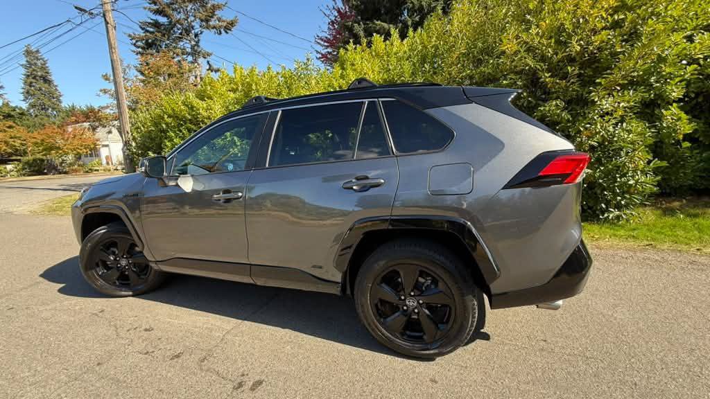 Used 2021 Toyota RAV4 XSE AWD/4WD image 13