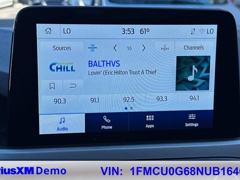 Used 2022 Ford Escape SE w/ SE Sport Appearance Package image 27