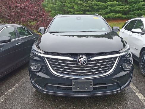 Used 2024 Buick Enclave Essence FWD image 2