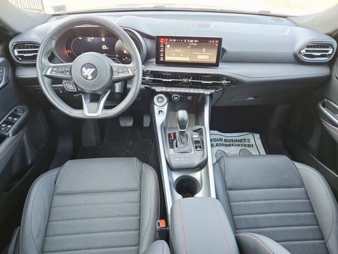 Used 2023 Dodge Hornet GT w/ Tech Pack w/o Parking image 9