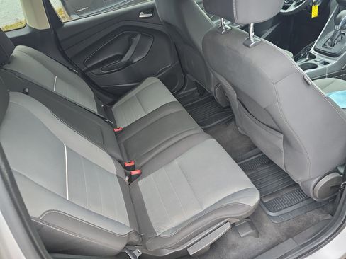 Used 2014 Ford Escape SE image 12