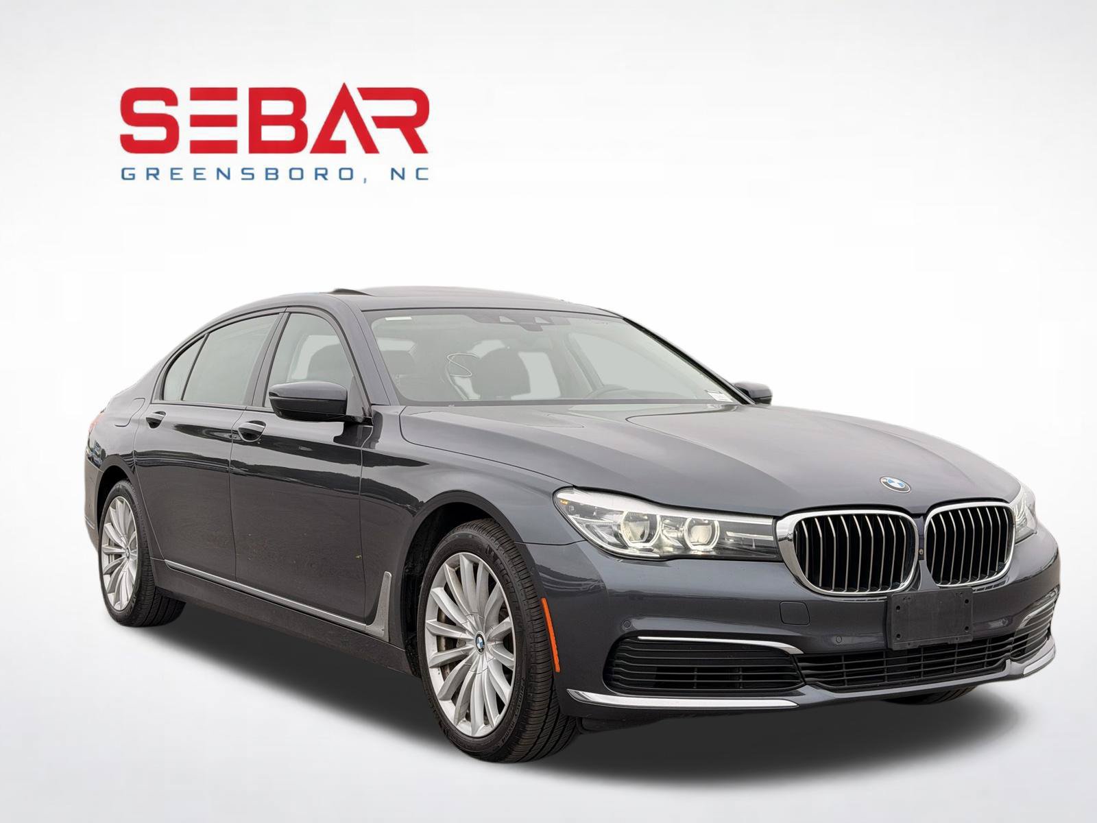 Used 2019 BMW 740i xDrive w/ Executive Package AWD/4WD image 13