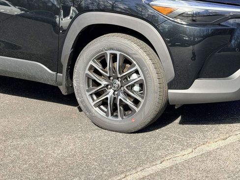New 2026 Toyota Corolla Cross XLE image 24