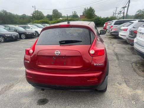 Used 2011 Nissan Juke SV image 4