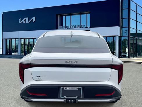 New 2026 Kia K4 EX image 10