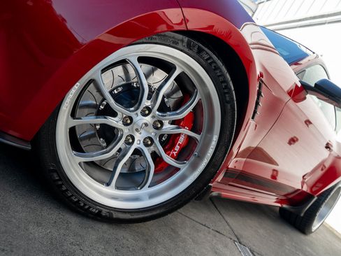 Used 2017 Ford Mustang GT Premium w/ Equipment Group 401A RWD image 4