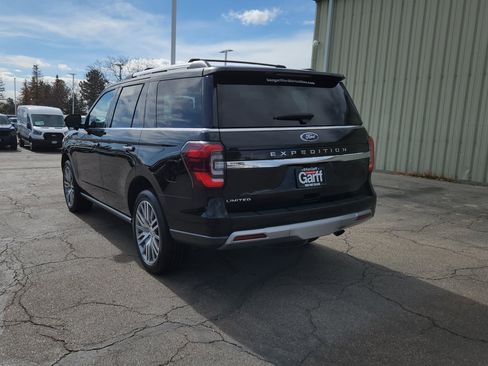Used 2023 Ford Expedition Limited image 9