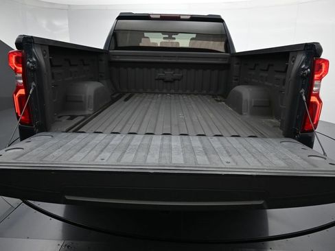 Used 2020 Chevrolet Silverado 1500 Custom w/ Custom Value Package image 23