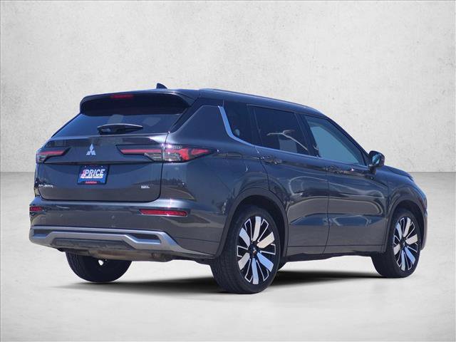 Used 2025 Mitsubishi Outlander SEL FWD image 5