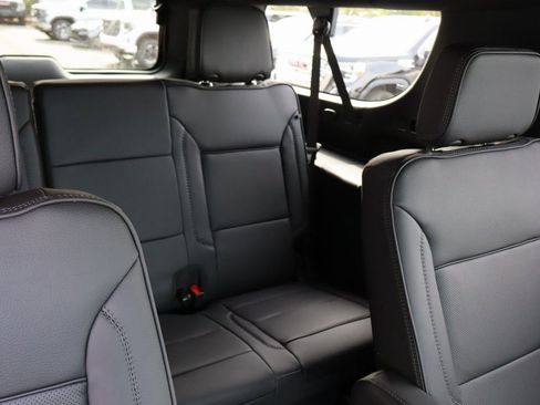 New 2026 GMC Yukon XL Denali w/ Sun & Power Step Package image 27