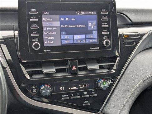 Used 2023 Toyota Camry SE image 15