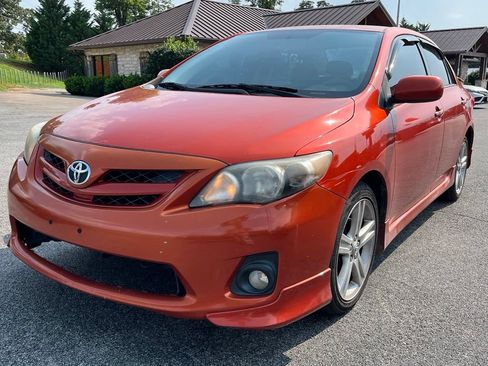Used 2013 Toyota Corolla S Special Edition FWD image 4