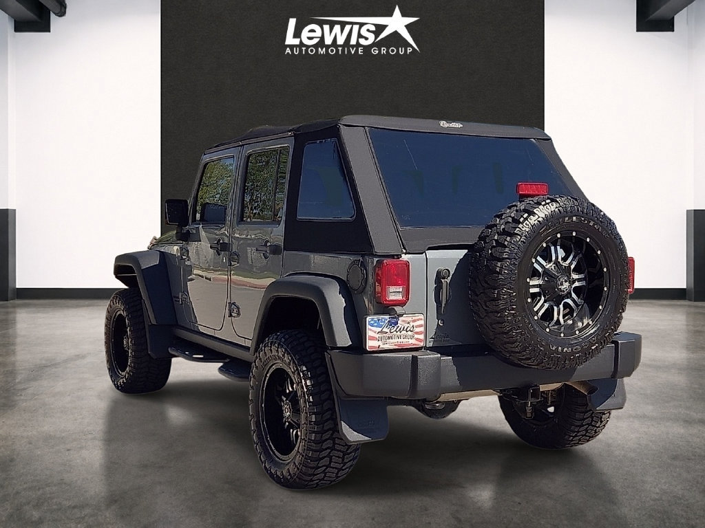 Used 2014 Jeep Wrangler Unlimited Rubicon w/ Connectivity Group AWD/4WD image 3
