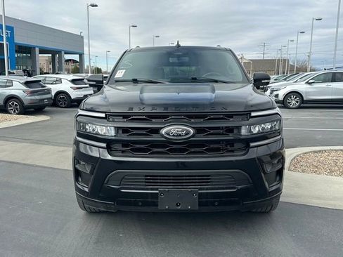 Used 2023 Ford Expedition Limited image 28