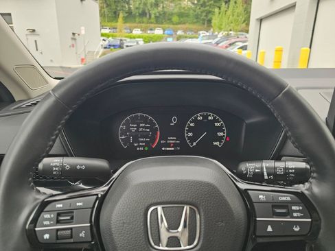 Certified 2023 Honda CR-V EX-L image 28