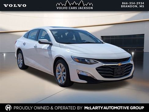 Used 2024 Chevrolet Malibu LT image 1