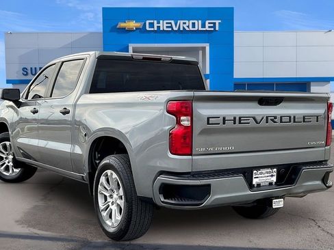 Used 2023 Chevrolet Silverado 1500 Custom image 12
