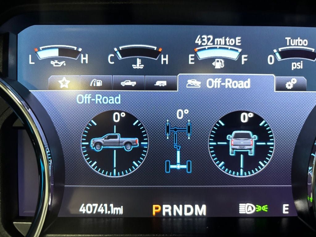 Used 2020 Ford F250 Platinum w/ Tremor Off-Road Package AWD/4WD image 23