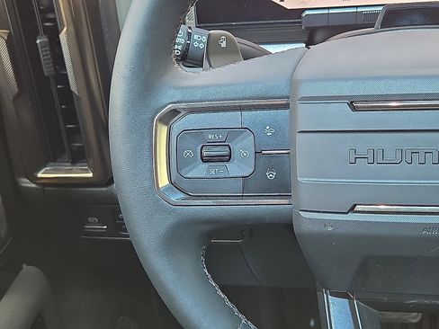 Used 2024 GMC Hummer EV 2X w/ Extreme Off-Road Package AWD/4WD image 19