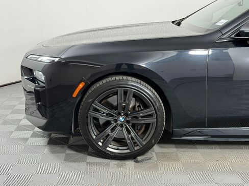 Used 2024 BMW i7 eDrive50 w/ M Sport Package RWD image 12