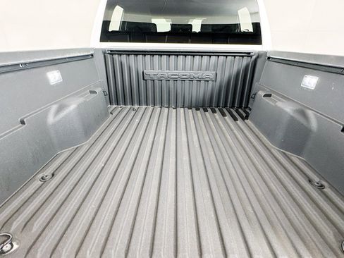 Certified 2024 Toyota Tacoma TRD Off-Road image 19