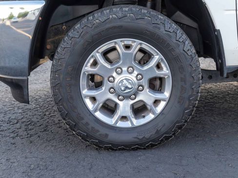 Used 2020 RAM 2500 Tradesman w/ Chrome Appearance Group AWD/4WD image 35