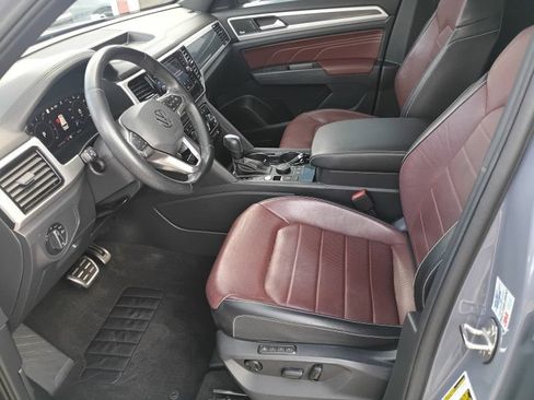 Used 2022 Volkswagen Atlas Cross Sport SEL Premium R-Line AWD/4WD image 19