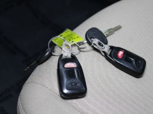 Used 2016 Hyundai Elantra SE image 13