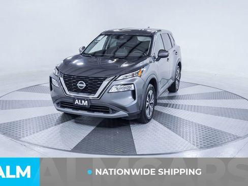 Used 2022 Nissan Rogue SV FWD image 2