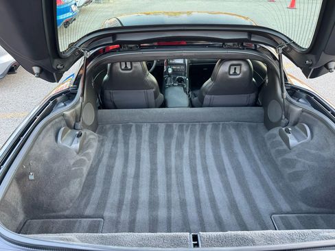 Used 2010 Chevrolet Corvette Coupe w/ Preferred Equipment Group image 39