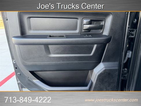 Used 2017 RAM 3500 Tradesman w/ Chrome Appearance Group image 26