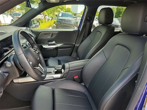 Used 2023 Mercedes-Benz GLB 250 image 10