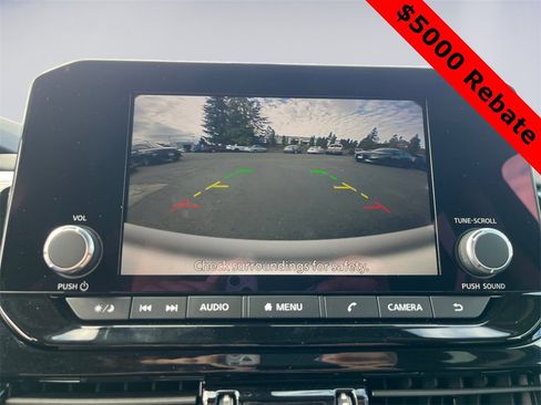 New 2025 Nissan Pathfinder SV w/ SV Premium Package image 14