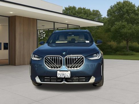 Used 2026 BMW X3 xDrive30i w/ Premium Package AWD/4WD image 3