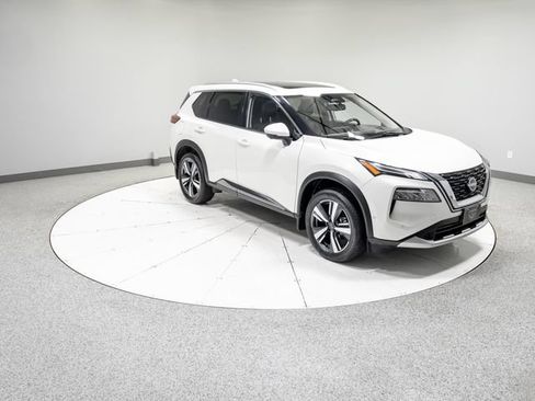 Used 2023 Nissan Rogue Platinum w/ Platinum Premium Package AWD/4WD image 29