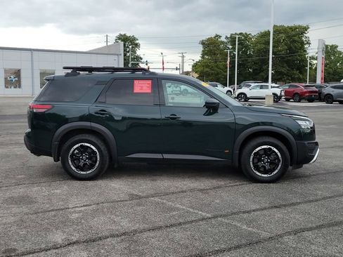 Used 2024 Nissan Pathfinder Rock Creek image 3