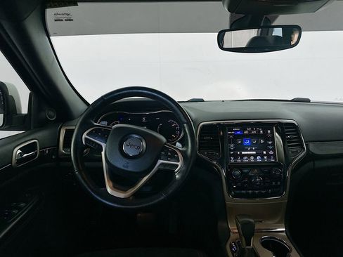 Used 2017 Jeep Grand Cherokee Laredo image 22