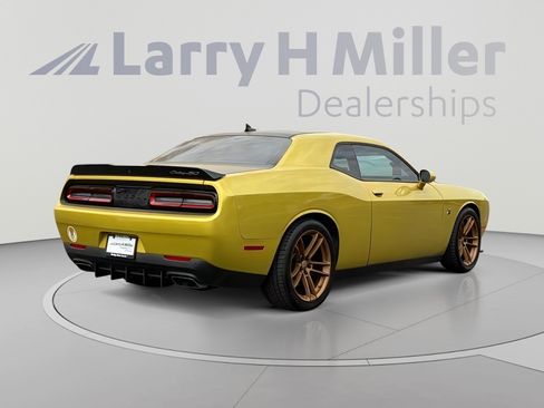 Certified 2020 Dodge Challenger R/T Scat Pack RWD image 6