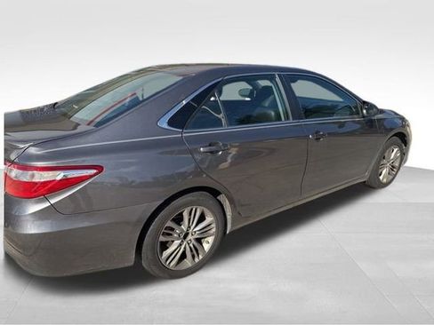 Used 2017 Toyota Camry SE image 47
