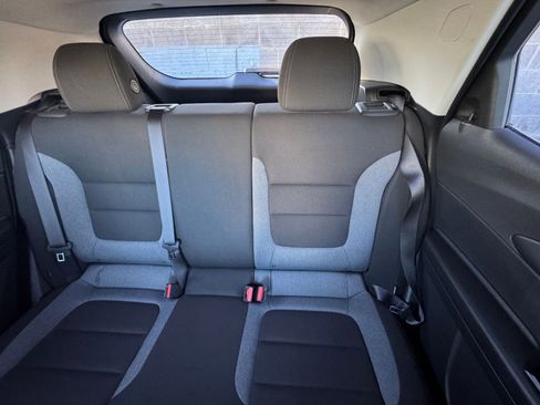 Used 2025 Chevrolet TrailBlazer LT image 35