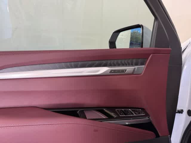 New 2026 Cadillac Escalade Luxury w/ Touring Package AWD/4WD image 30
