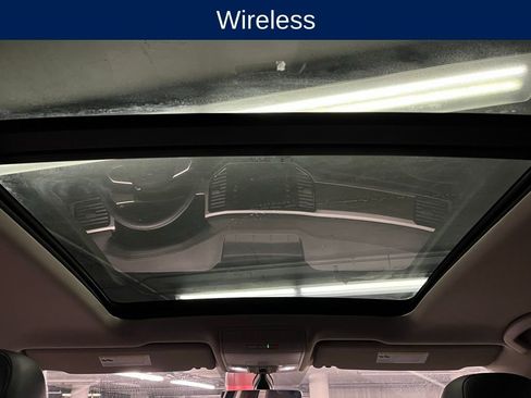 Used 2022 Volkswagen Atlas SE w/ Panoramic Sunroof Package image 10