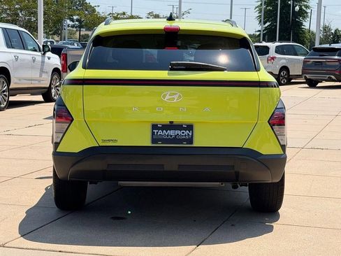 Used 2024 Hyundai Kona SEL FWD image 3