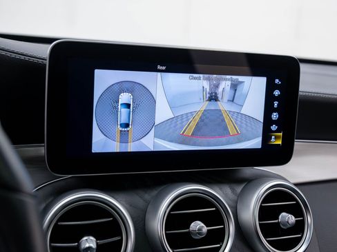 Used 2023 Mercedes-Benz GLC 300 4MATIC Coupe image 26